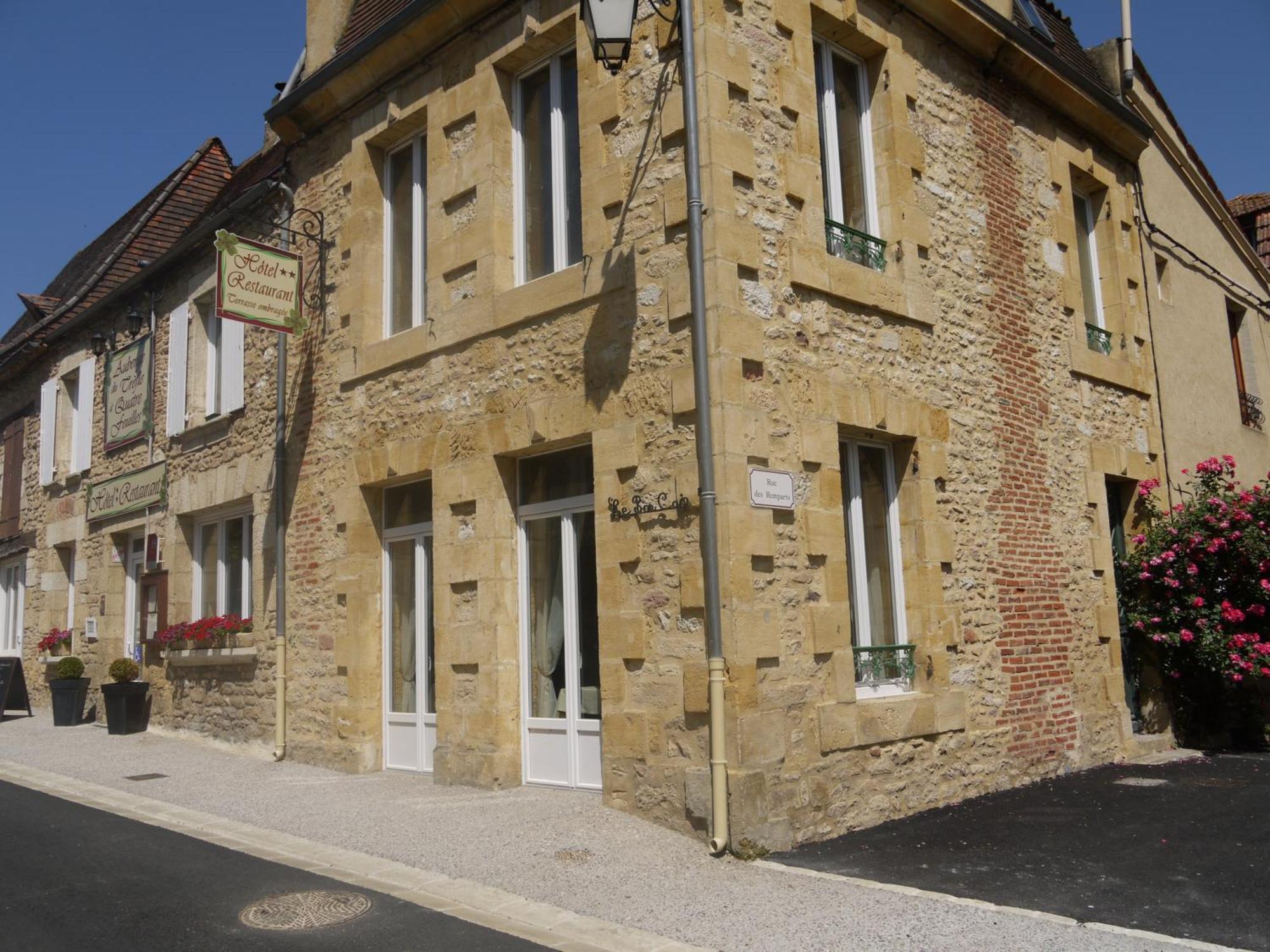 Le Trefle A Quatre Feuilles Otel Siorac-en-Périgord Dış mekan fotoğraf